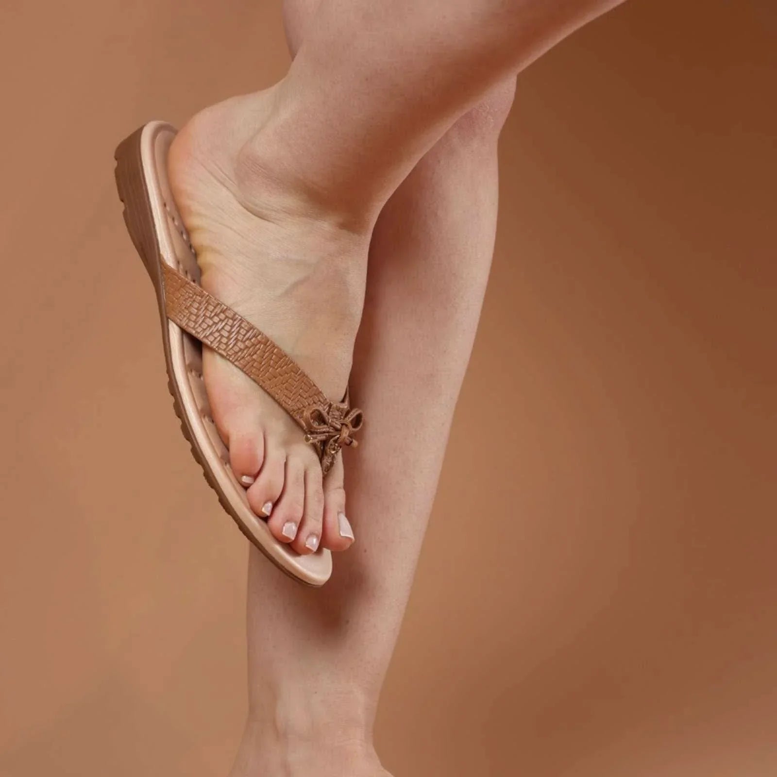 CHINELO FEMININO PALMILHA PRA ESPORÃO ALICE - Banana Calçados -